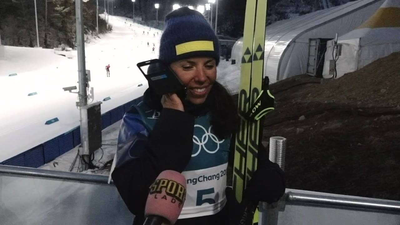 Här överraskas hon av statsministern