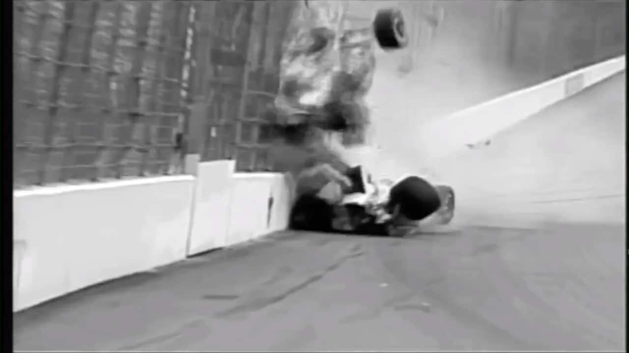 Se Bräcks våldsamma krasch: "Borde vara död"