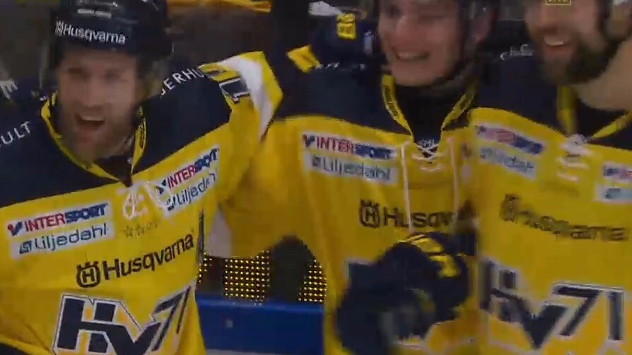 HV71 vann när Petrasek hyllades