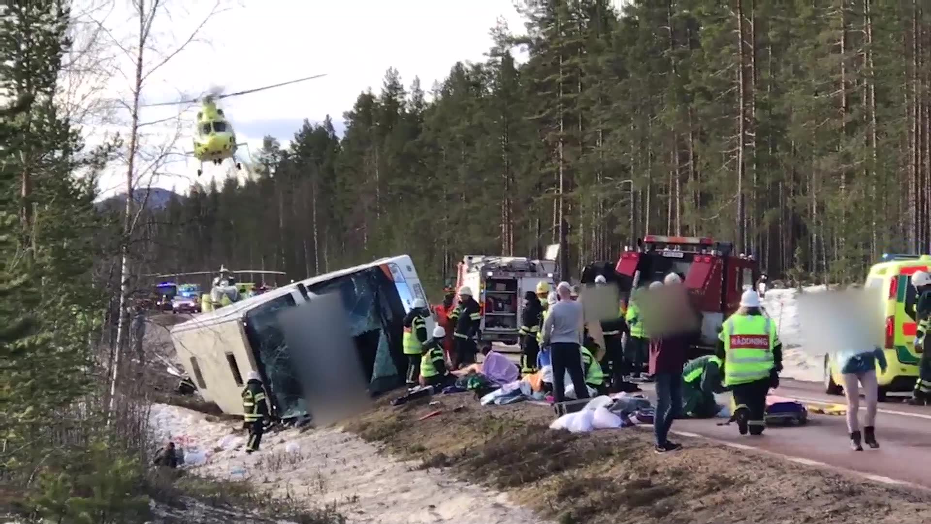 Tre ungdomar dog i bussolyckan