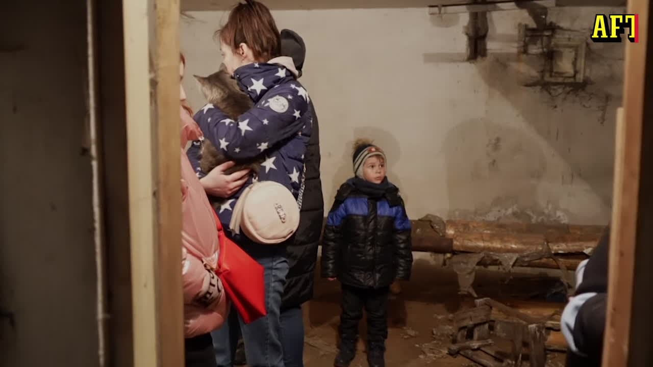 Här flyr ukrainarna och söker skydd: ”Barnen förstår inte alls”