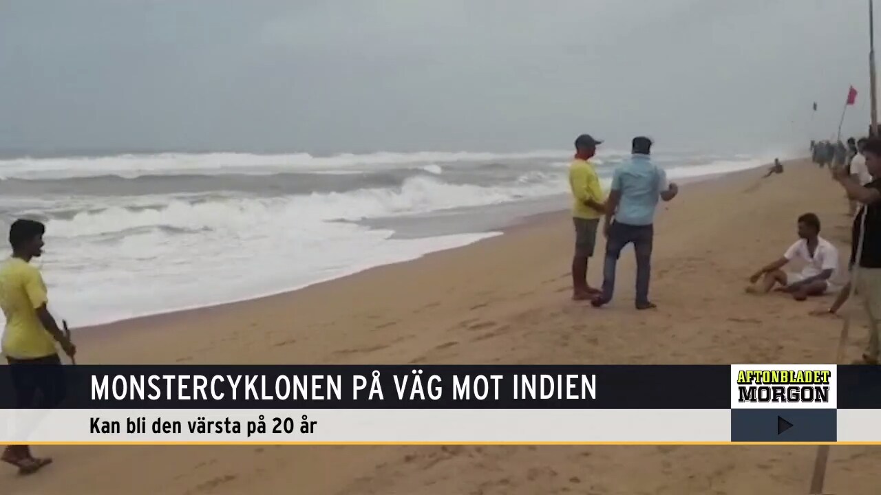 Monstercyklon på väg mot Indien