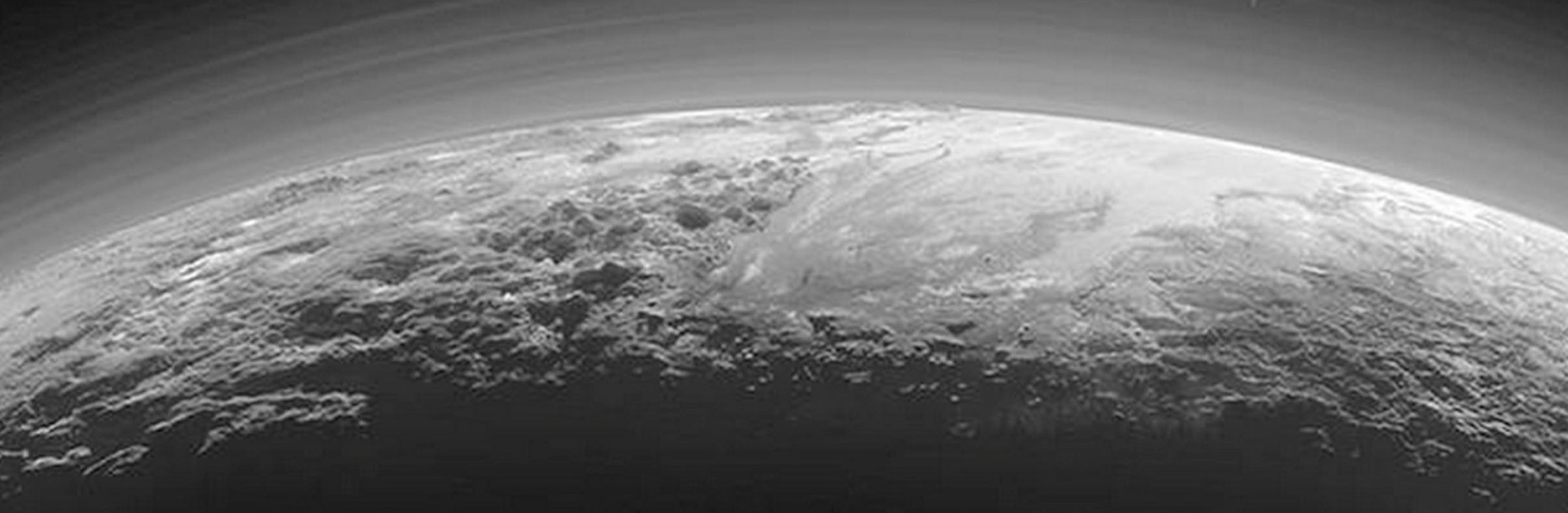 Nya spektakulära bilder från Pluto