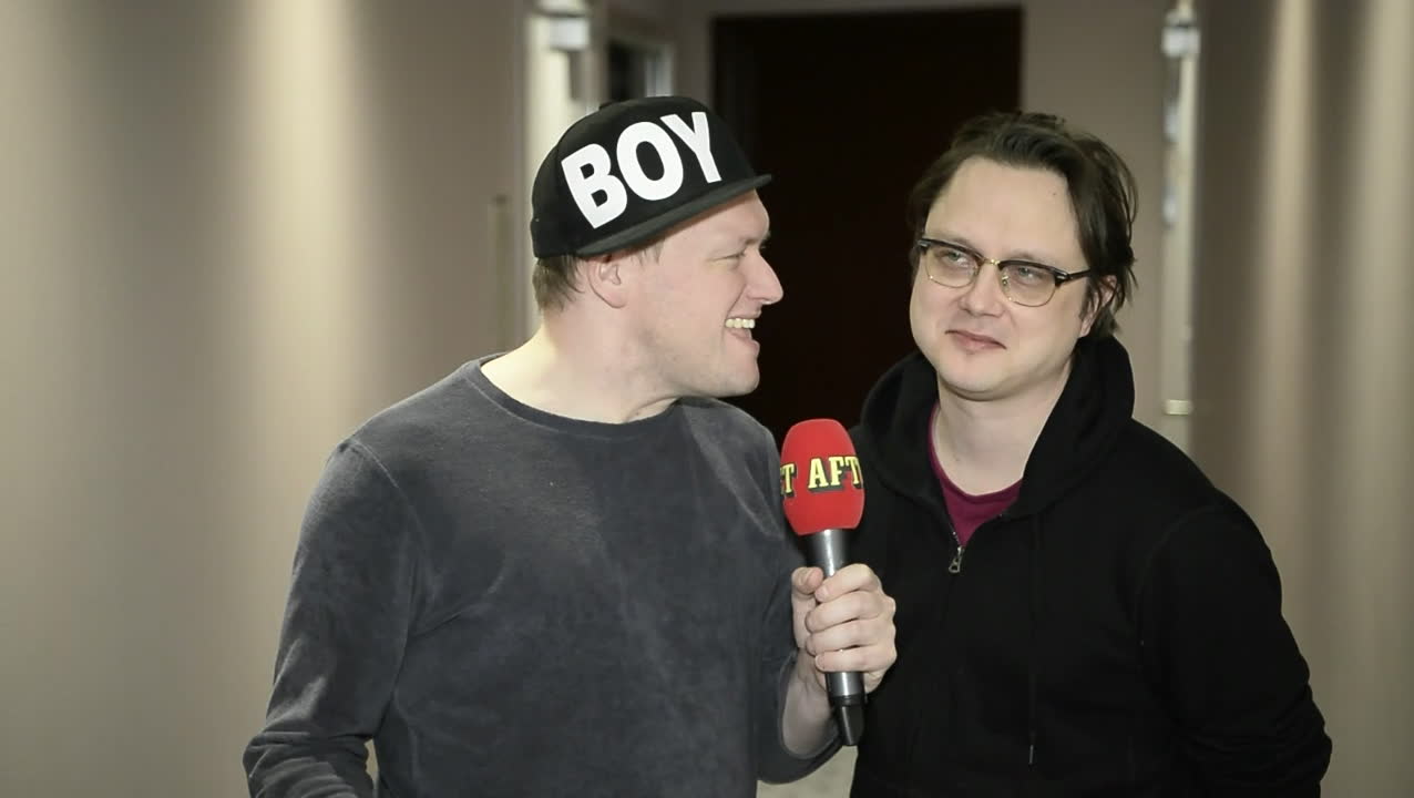 "Dags för clownnäsa och knyta slipsen runt huvudet"