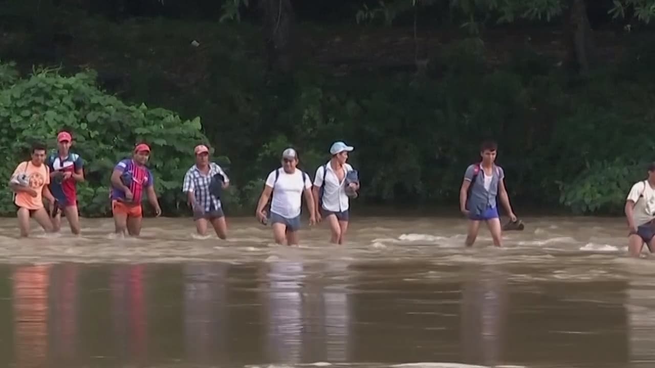 Därför flyr allt fler till USA via Mexiko