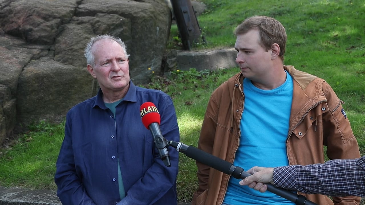 Pappa Ulf träffades av blixten – räddades av sonen Viktor