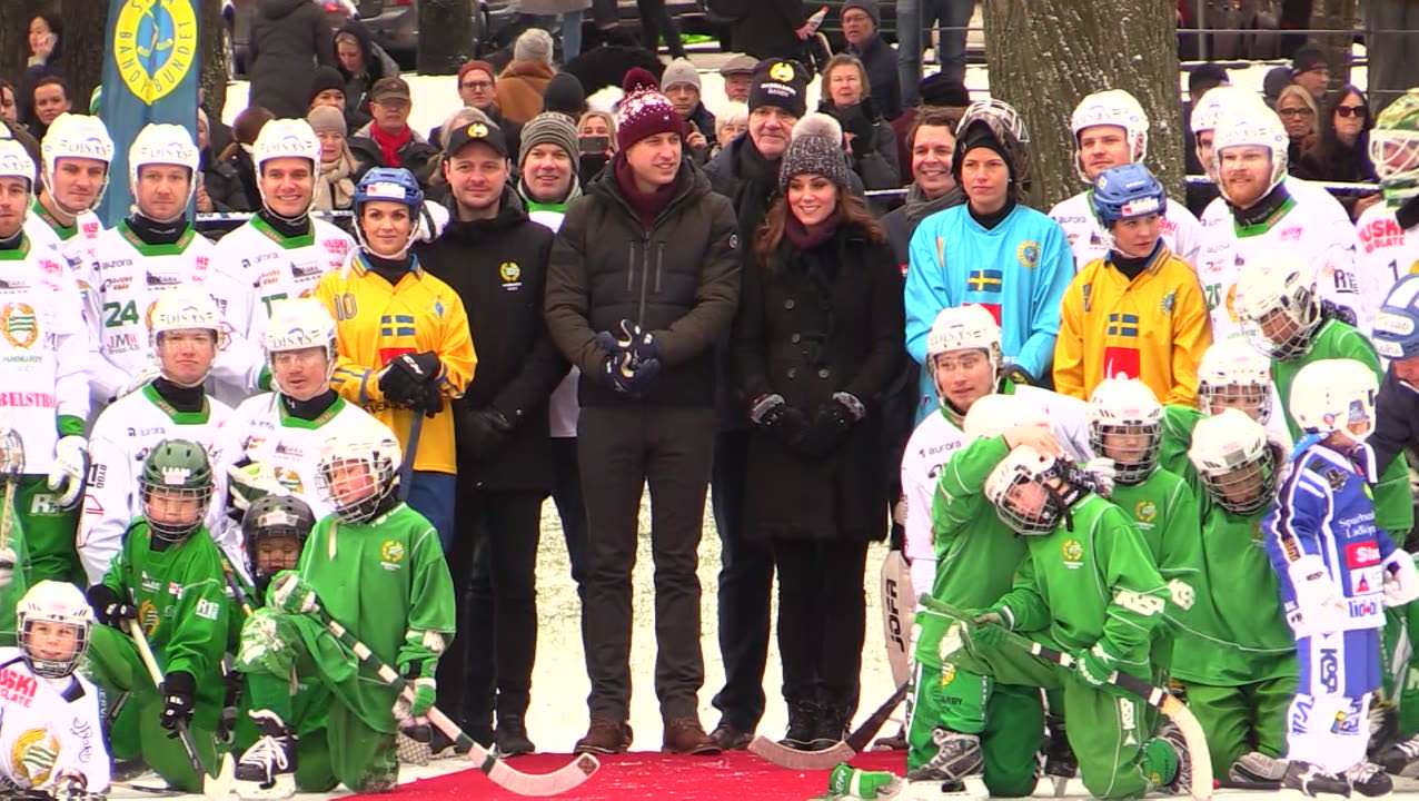 Prins William och Kate spelade bandy i Stockholm