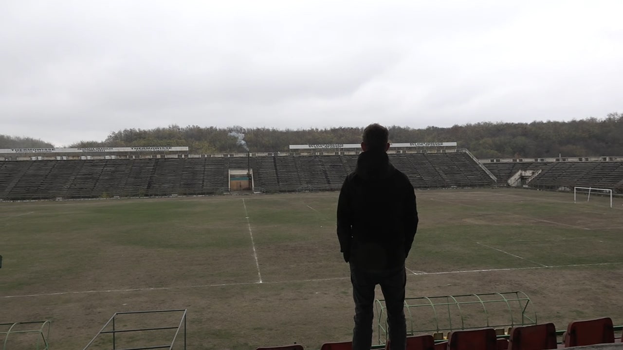 Niva: Spökarenan i Rumänien