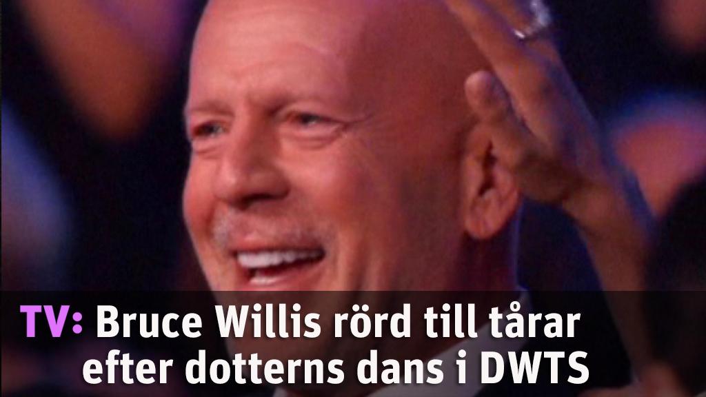 Här rörs Bruce Willis till tårar