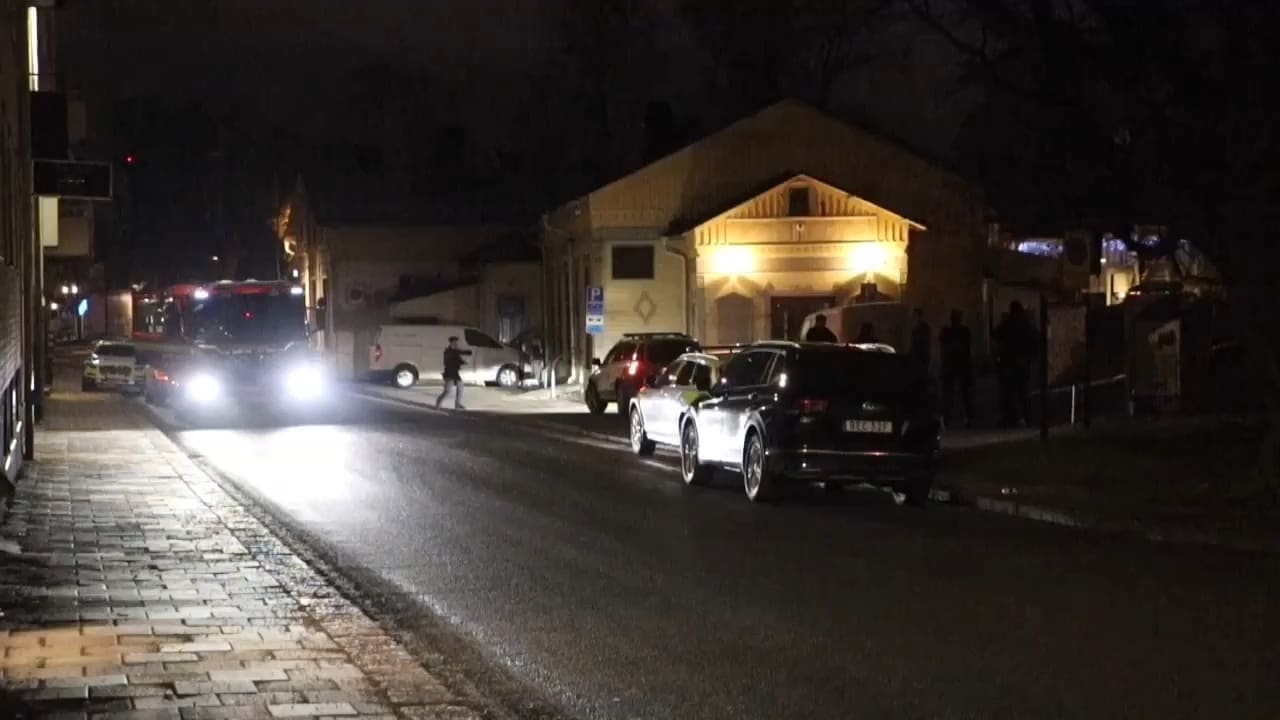 Explosion utanför nattklubb i Uppsla