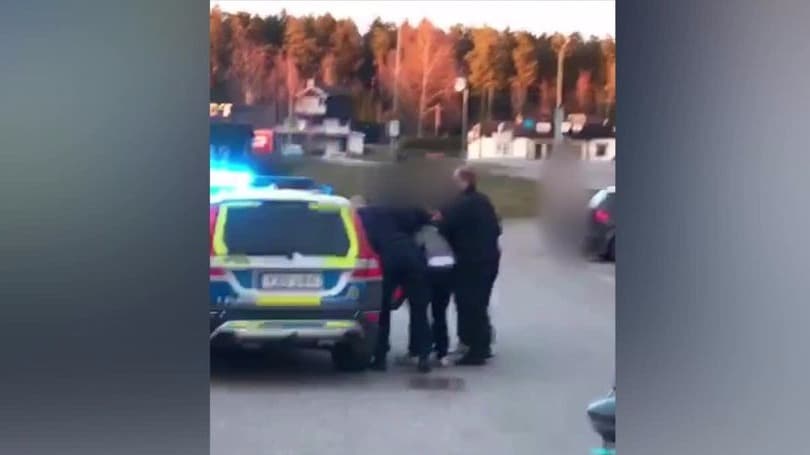 Här grips den misstänkta knivmannen i Bålsta