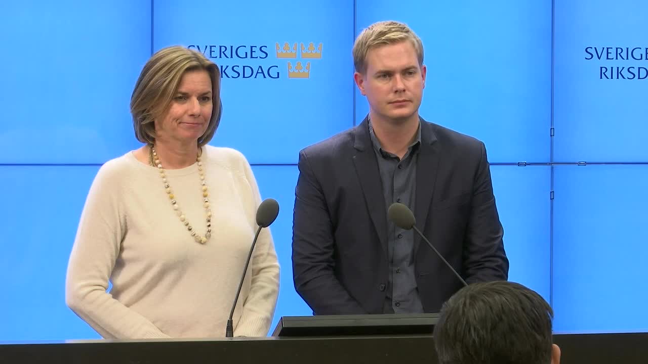 Fridolin (MP): ”Röstar nej till alla regeringar vi inte ingår i”