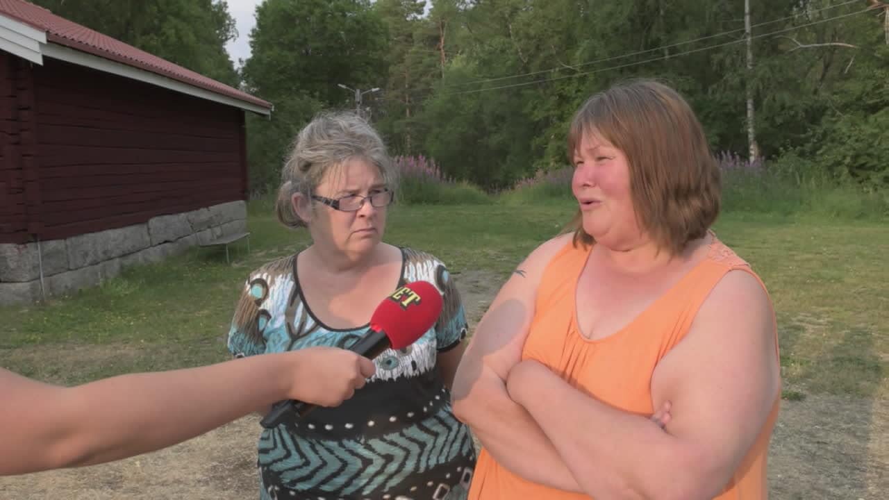 Grannarna till skogsbranden oroar sig för evakuering “Vill ta med djuren”