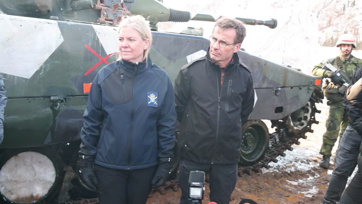 Andersson och Kristersson besöker militärövning i Norge