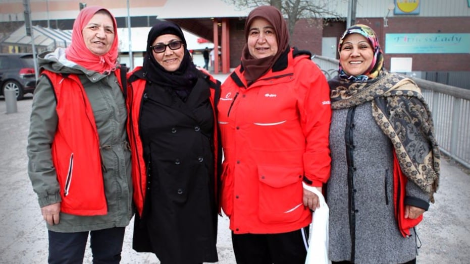 Hör varför mammorna i Fittja bestämde sig för att nattvandra