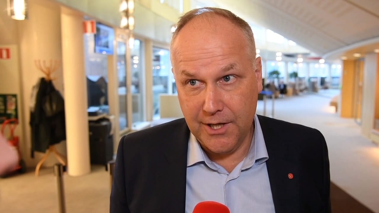 Jonas Sjöstedt: "Vårt mål är att regeringen ska backa"