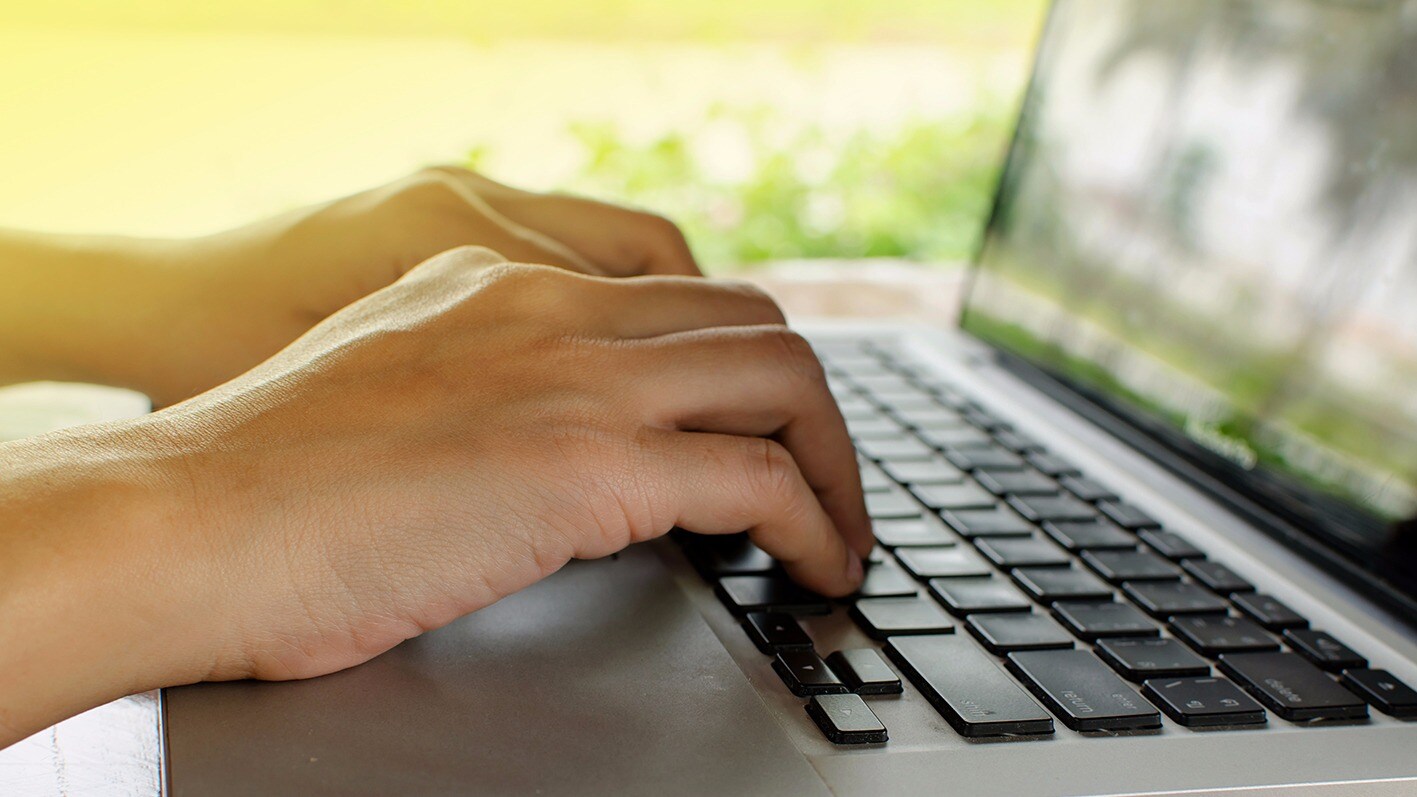 Så skyddar du dig från falska nyheter