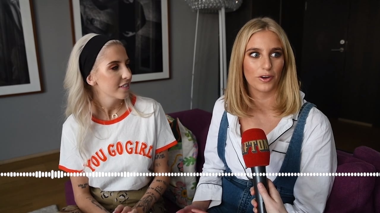 Hör Parneviks kritik mot Calle Schulman