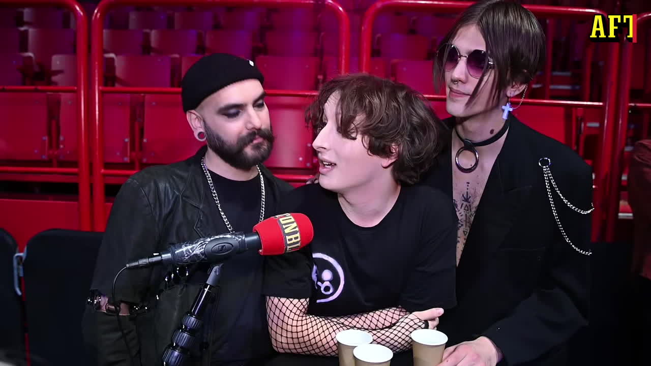 Tribe Friday efter genrepet