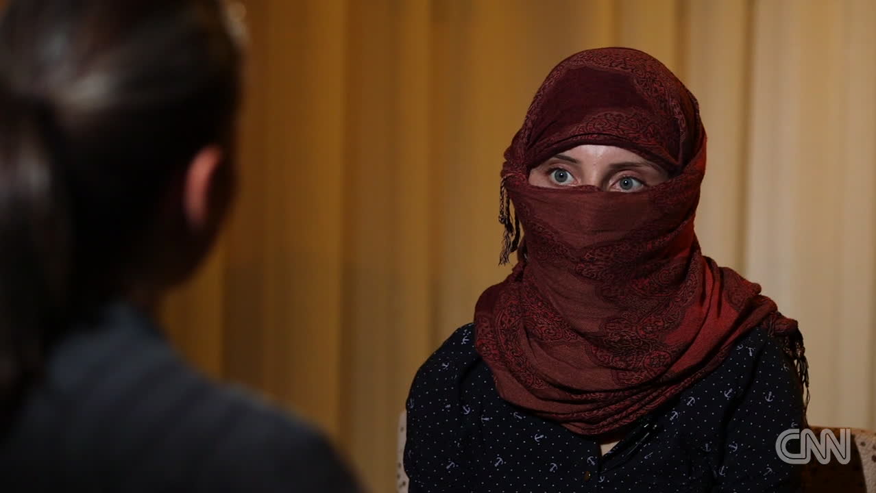 Hon var slav hos al-Baghdadi: "Han slog och bestraffade oss"