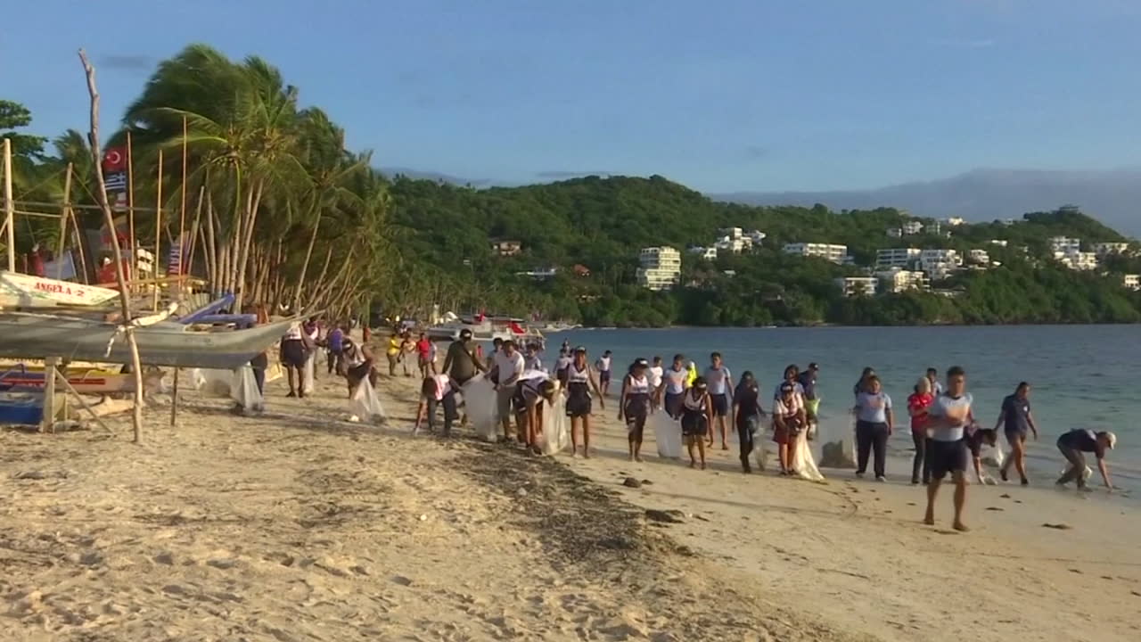 Strandparadiset Boracay stängt för städning