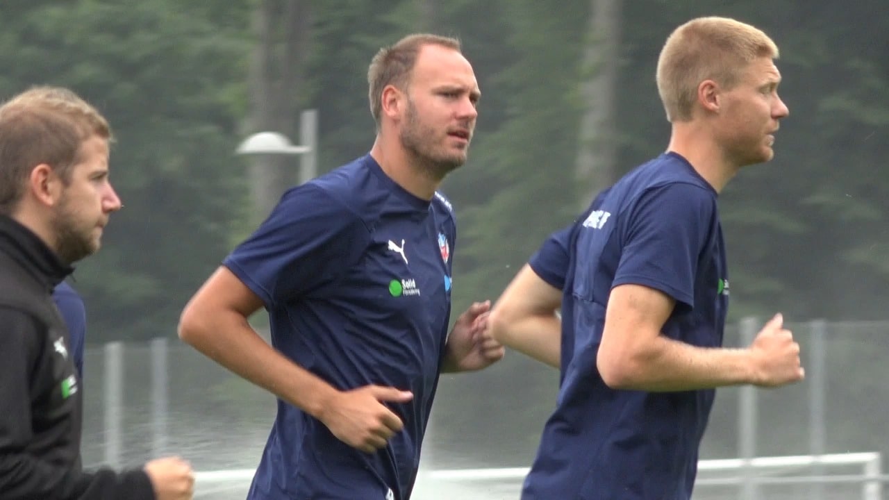 Se Granens första träning med Helsingborg