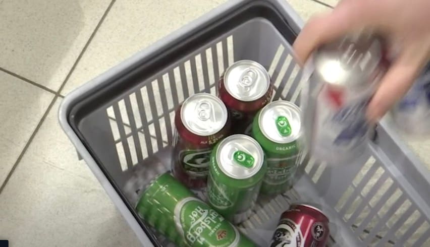 Svenskarna dricker mindre alkohol