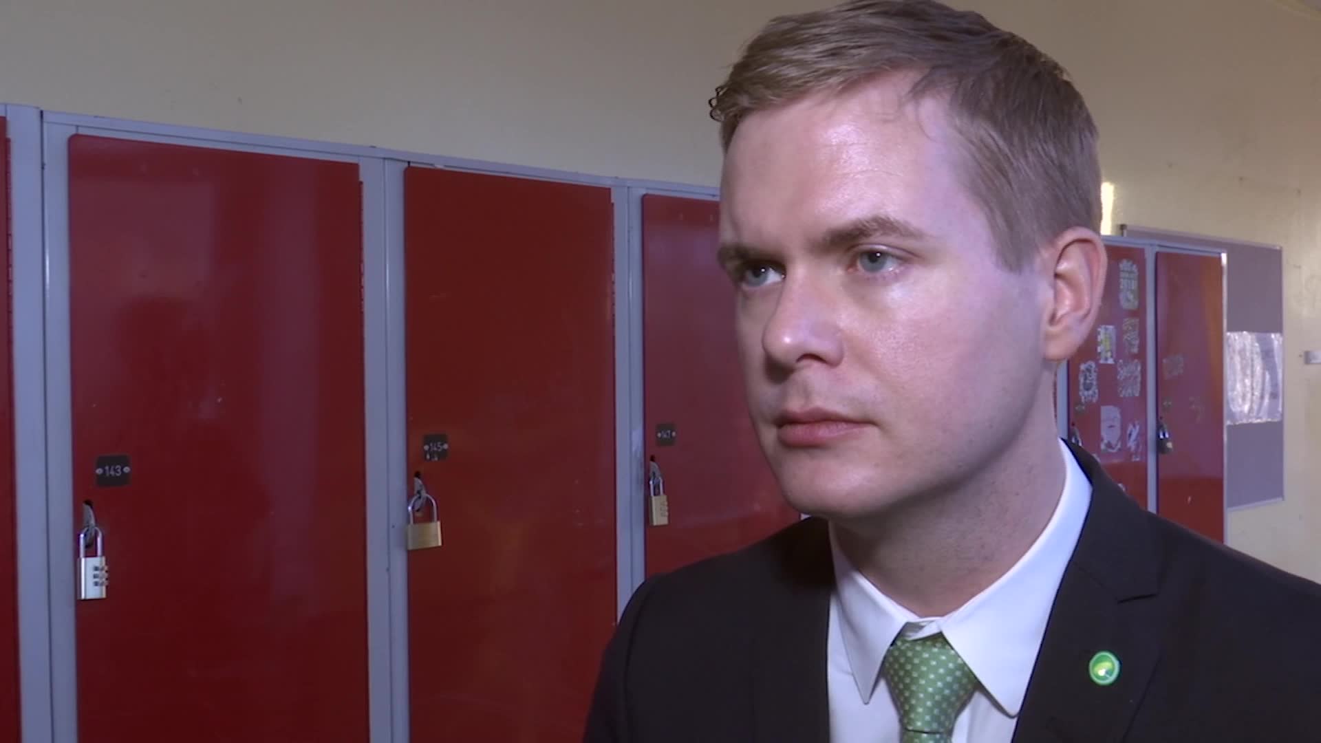 Fridolin: ”Har man problem får man ta tag i det”