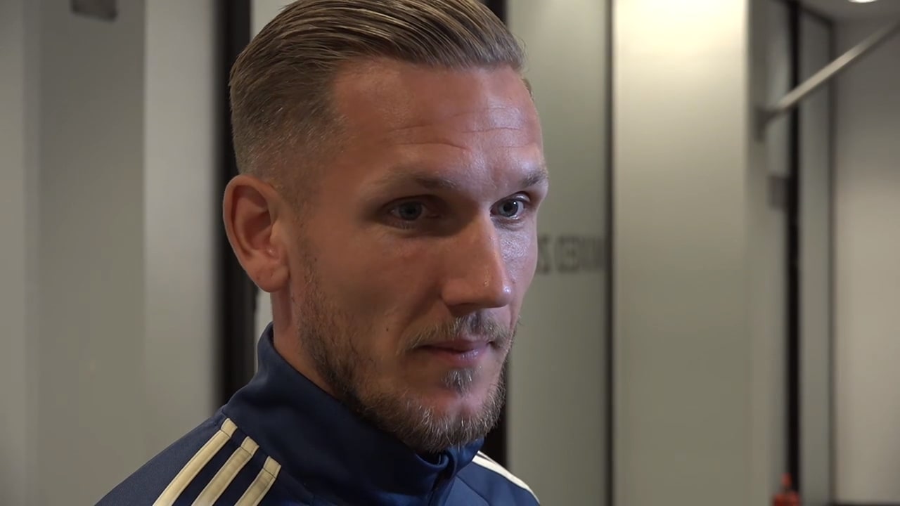 Robin Olsen: "Slänger mig med huvudet före - bollen ska väck"