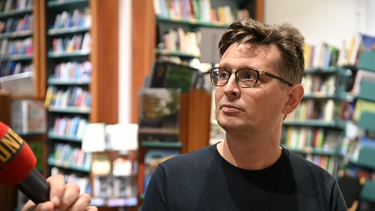 Bokhandlaren om pristagaren: Man kan inte ha alla böcker