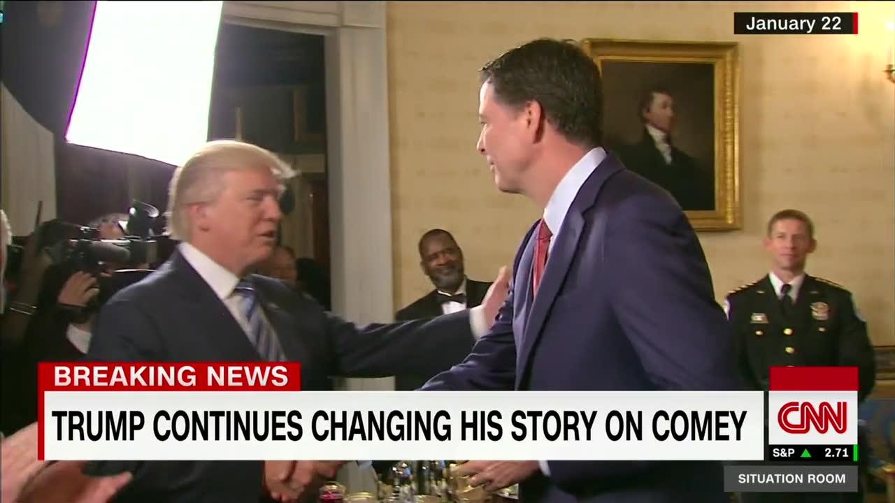 Så har Trump hissat och dissat James Comey
