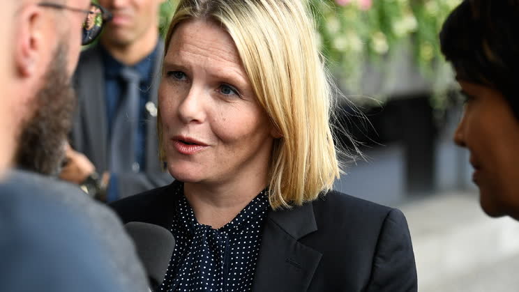 Svenska migrationsministern ställde in besök