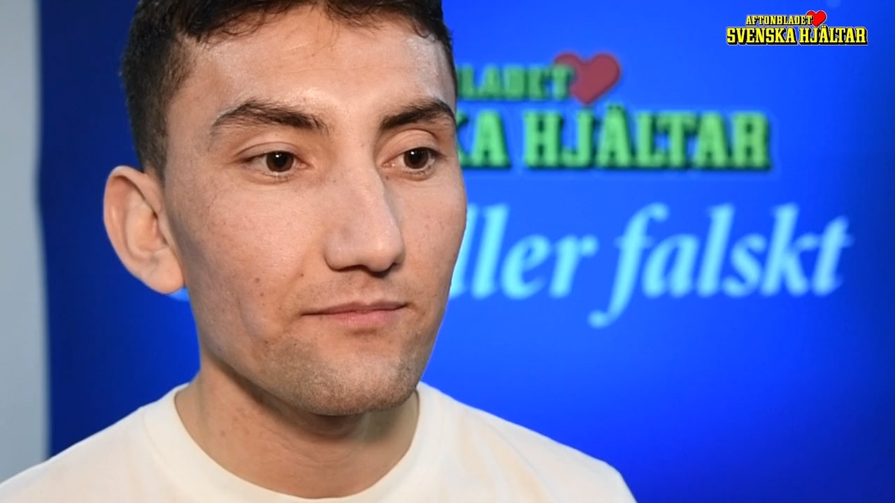 Ali gav ut en bok på svenska 14 månader efter att han kom till Sverige