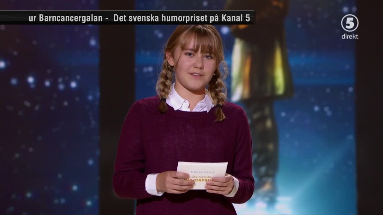 Joakim Lundell tilldelar barnens pris till Alexander