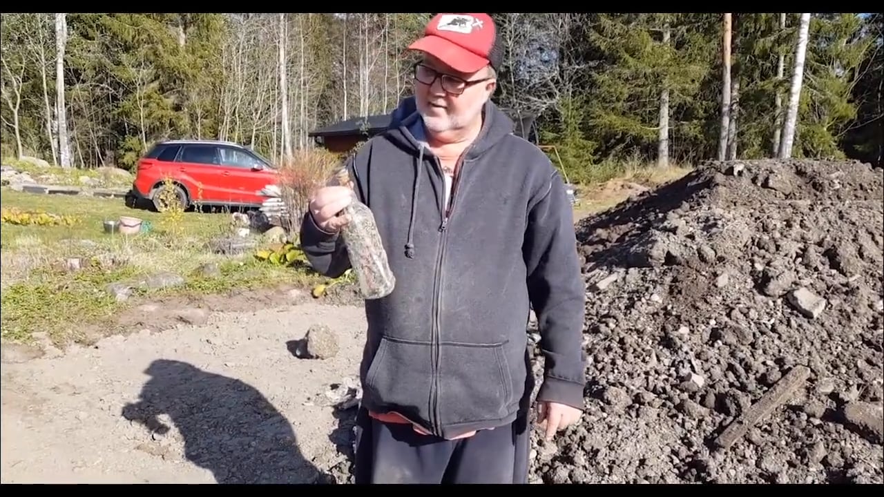 Bengt Wiberg, 62, hittad flaskpost på  torra land