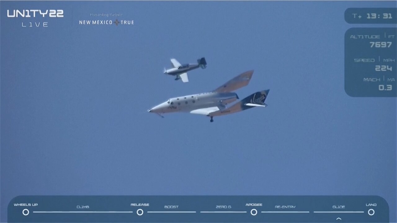 Se miljardären Richard Bransons rymdresa