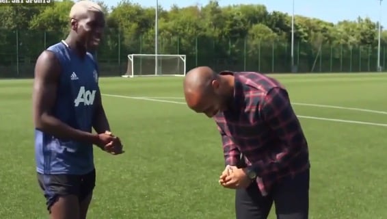 Pogbas klockrena imitation av Zlatan