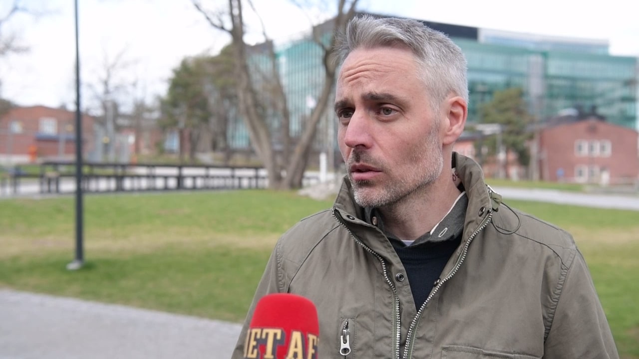 ”Förtidigt att utvärdera vem som har mest dödsfall i förhållande till befolkning”