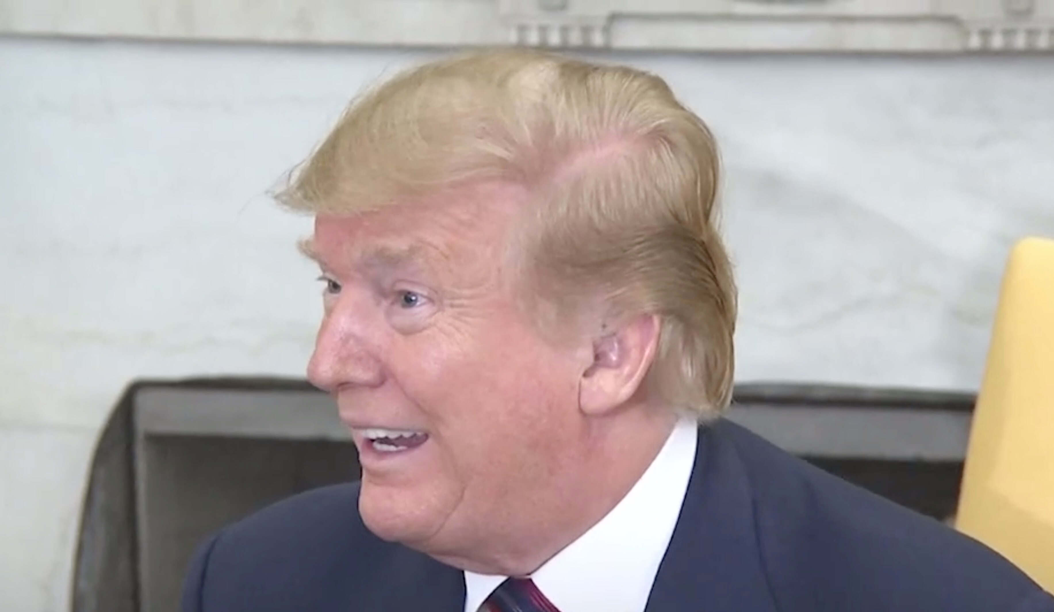 Trumps dubbla budskap kring Assange