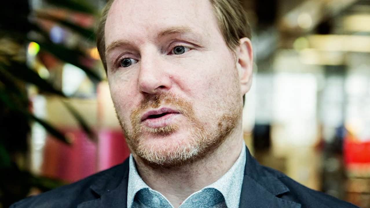 Morgan Alling tvingas hoppa av stor musikalsatsning