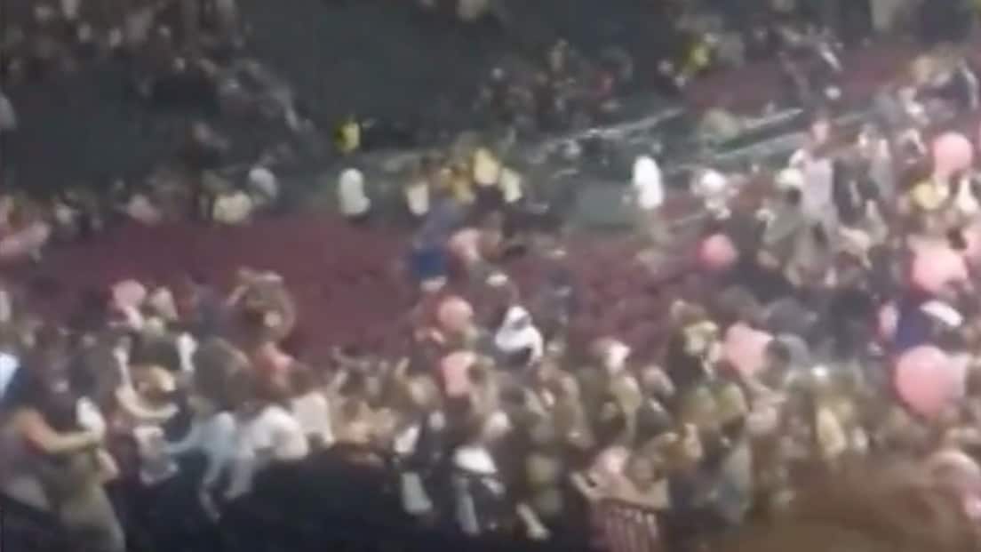 "När vi gick ut såg vi kroppar som låg överallt"