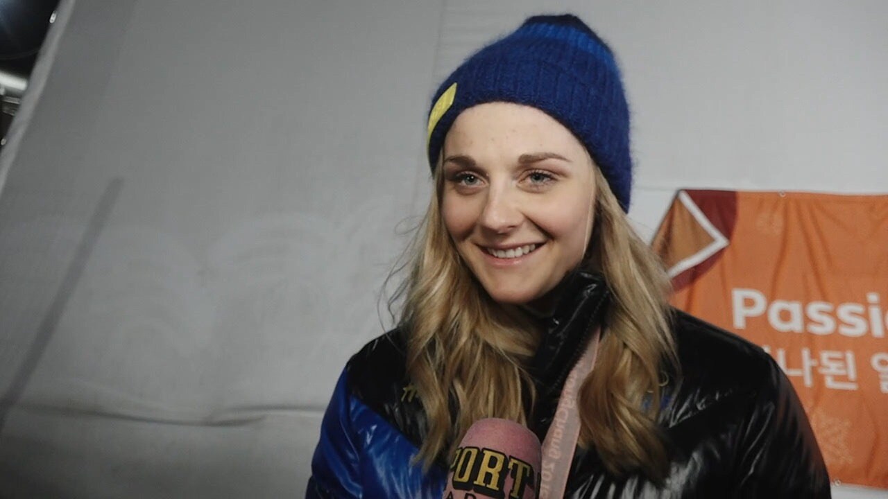 "Snörvlade mig igenom nationalsången"