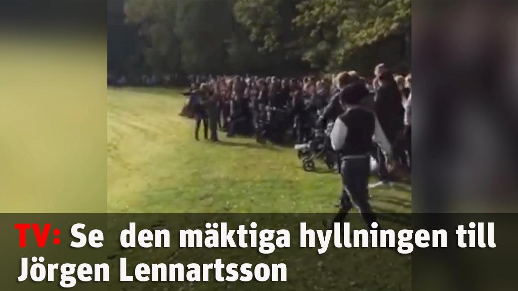 Se den mäktiga hyllningen till Jörgen Lennartsson