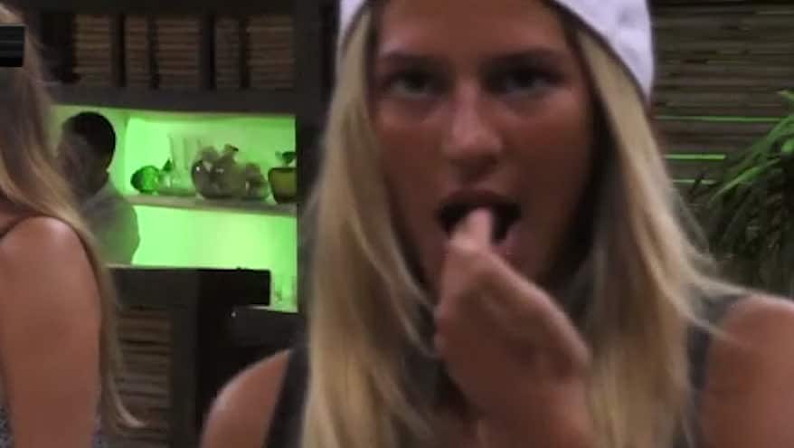 Bettina gör comeback i Paradise Hotel