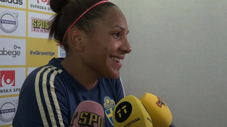 Kaxiga svaret efter jämförelsen med Messi: ”Håller med"