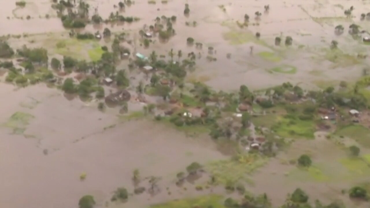 Över 1 000 befaras döda i cyklonen