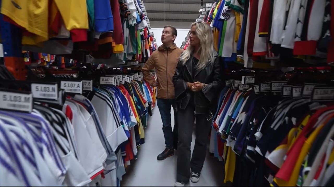 Niva och Nordström drar till lagret med flest fotbollströjor i världen