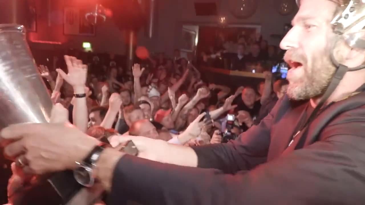 Så firade guldhjältarna i natt