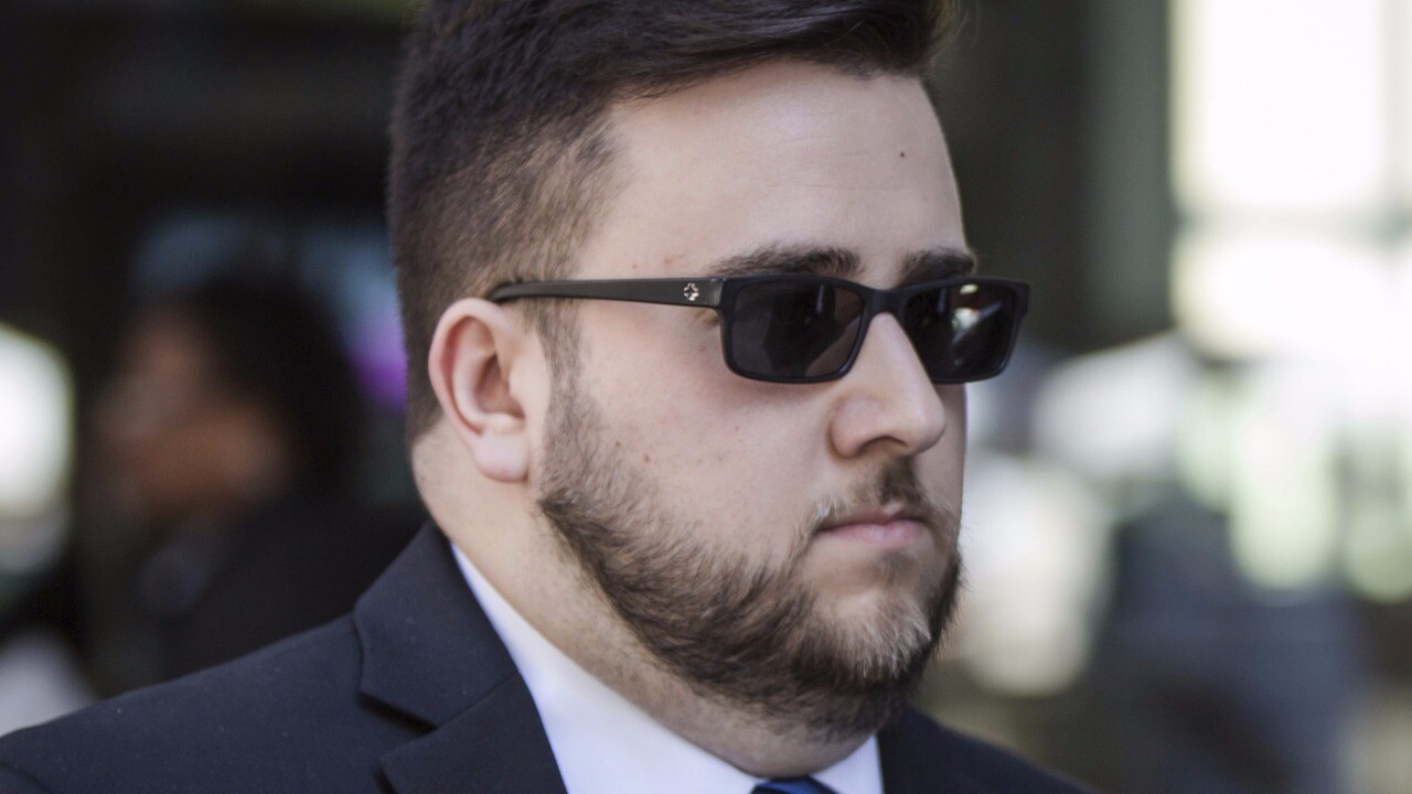 Spred nakenbilder på kändisar – nu döms han