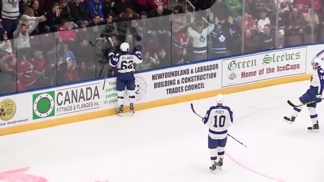 William Nylander poängräddare i galen match